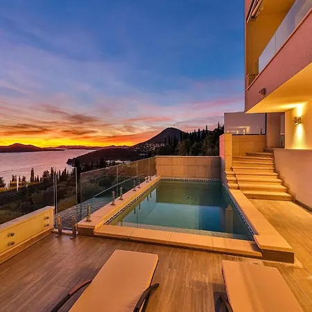 Stunning In With House Sea View