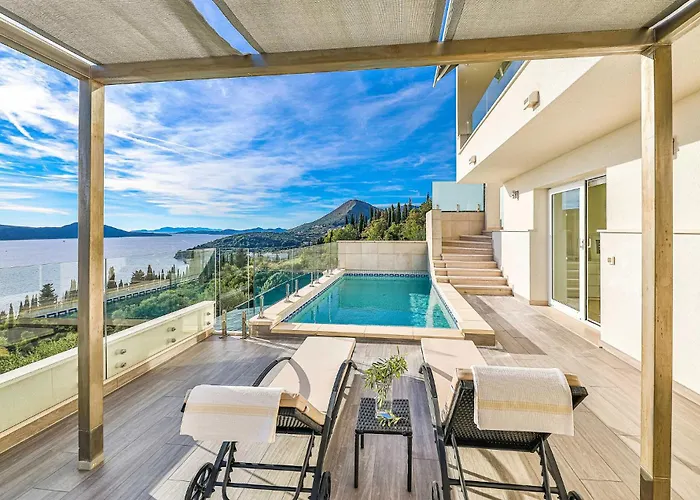 2 Bedroom Cozy In * Orasac